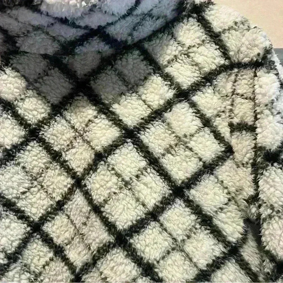 T by Talbots Long Sleeve Pullover Sherpa Turtle Neck - Picture 2 of 7